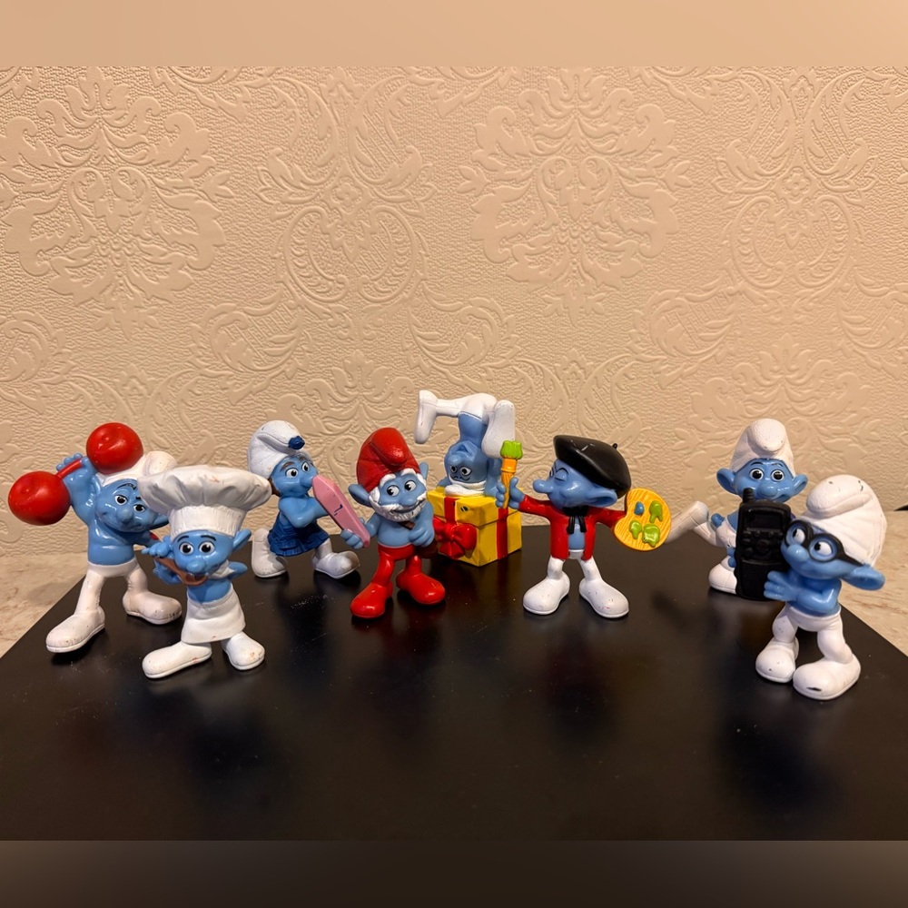Smurfs Figurine Set - Blue and Red